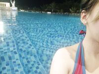 云盘高质露脸A级泄密，高颜值女大生私生活糜烂，日常各种道具自慰，小骚穴粉嫩