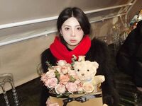 极品网红脸巨乳女神,肤白皮嫩表情淫荡,性爱多影图流出