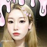 《百度云泄密》冒充艺校老师忽悠成绩不好的漂亮女生，脱光光掰开鲍鱼看看是否被开苞