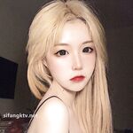 《百度云泄密》冒充艺校老师忽悠成绩不好的漂亮女生，脱光光掰开鲍鱼看看是否被开苞