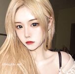 《百度云泄密》冒充艺校老师忽悠成绩不好的漂亮女生，脱光光掰开鲍鱼看看是否被开苞