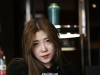 希威社幼師黑色丁字褲大尺度私拍套圖