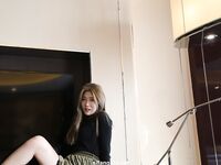 希威社幼師黑色丁字褲大尺度私拍套圖