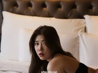 希威社幼師黑色丁字褲大尺度私拍套圖