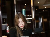 希威社幼師黑色丁字褲大尺度私拍套圖