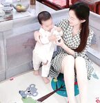 惊天大瓜】上海第二中学化学女老师【张越】出轨高一学生，堪比AV动作片