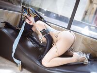 OnlyFans上极品福利姬【慕慕Momo】25年7月最新42分钟作品，Cos不知道是啥，4K写真套图