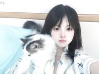 트위터 최고 인기 여고생 셀카, 가슴 진짜 크고 얼굴도 크고 몸매도 최고예요. 단연 세계 최고예요.