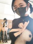頂級網黃女神『Naimi奶咪』外星綠貓小雞舞 逼兔 白菜對我笑，三段性感露逼小舞蹈，高冷女神實際是反差母狗