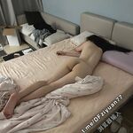 A stunningly beautiful international student from Nanjing, "Zheng Xinwen," was subjected to humiliating and dog-like discipline by her handsome boyfriend. She was forced to crawl on all fours, urinate on his face, and be choked. Her face was vis