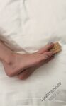 A stunningly beautiful international student from Nanjing, "Zheng Xinwen," was subjected to humiliating and dog-like discipline by her handsome boyfriend. She was forced to crawl on all fours, urinate on his face, and be choked. Her face was vis