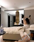 A stunningly beautiful international student from Nanjing, "Zheng Xinwen," was subjected to humiliating and dog-like discipline by her handsome boyfriend. She was forced to crawl on all fours, urinate on his face, and be choked. Her face was vis