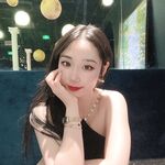 【S級泄密】唐山良家小嬌妻徹底放開，換上各種暴露情趣裝從害羞到狗鏈含球，白皙肥臀露臉性愛自拍，原檔無水印
