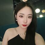 【S級泄密】唐山良家小嬌妻徹底放開，換上各種暴露情趣裝從害羞到狗鏈含球，白皙肥臀露臉性愛自拍，原檔無水印