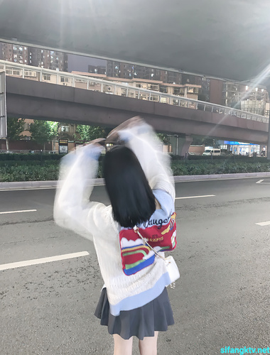 【极品土豪玩物】苗条身材长腿A4腰女神-济南95后『骚妻小野猫』被两猛男同啪啪疯狂3P齐操高清私拍91P 高清1440P版 (1)