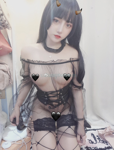 Album ảnh phúc lợi nhà riêng bún gạo—Mạng che mặt đen