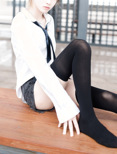 [Đáng xem] Quần nóng bỏng và tất đen là vương quốc tuyệt đối