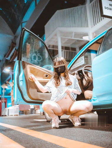 Youmiaojiang- Outdoor exposure at night 96P+2V