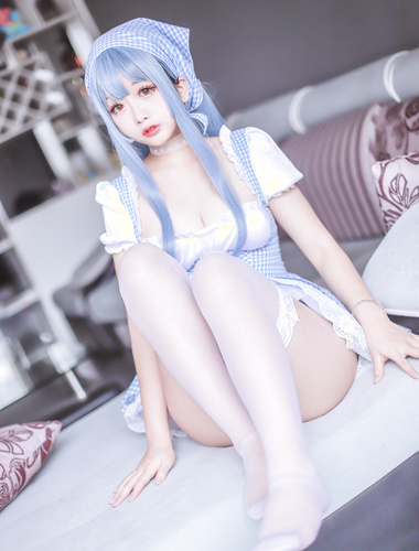 Hinajiao-NO.008 Pembantu Rumah Biru 