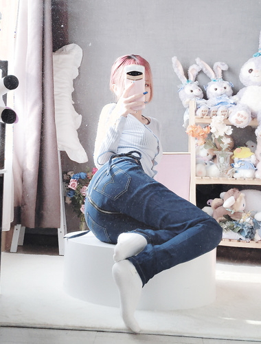 Rinajiao-NO.039 ジーンズで自撮り 