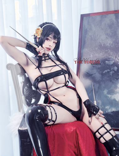 เบียรุ-ฮิอิโระ cos ประมาณ