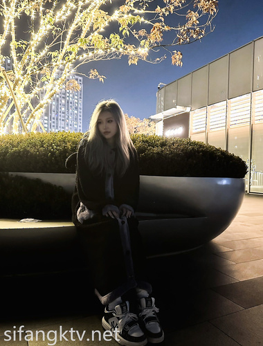 2024年1月、成都の美しさ、高い外観のコントラスト[郭郭は少し良い]人生の写真、この顔を見るのは本当に最高です