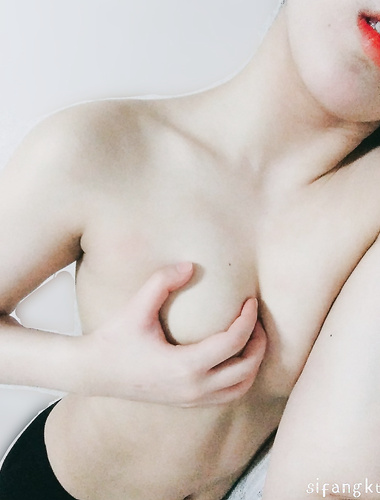 Twitter SSS body blogger [SilverprizeZ] subscribes to private photos, whether it is S or M, she trains her boyfriend to have sex, spank and fuck each other and is super good at playing