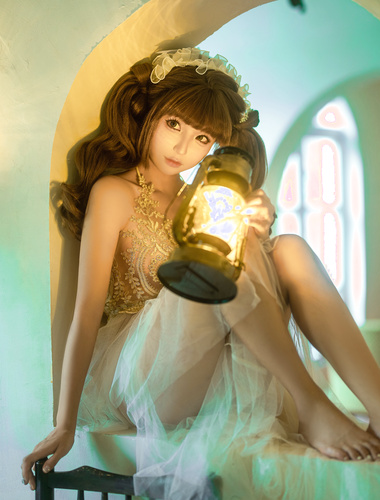 Silly Momo "Candle Lamp"