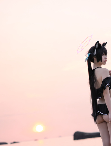 G44不会受伤- NO.74 碧蓝档案黑见芹香泳装