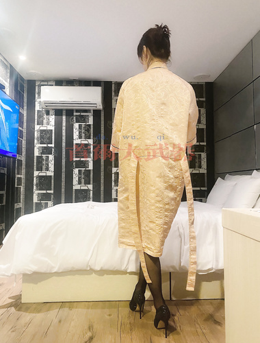 The top hookup master "Seoul Big Weapon" is a dignified married woman, an elegant lady, a pure school girl, a sexy young model, and many other contrasting sluts. The goddess who is not able to fuck is a cum basin in front of others①