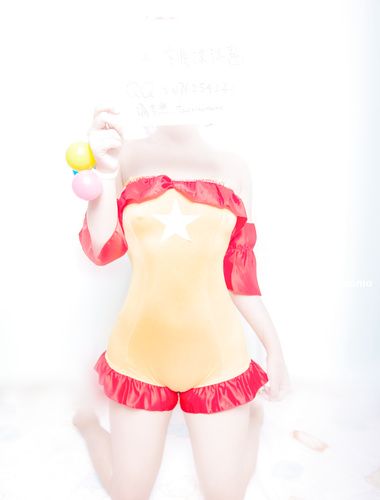 グリーンキャンパスコントラスト女子高生「ピーチシャオモモ」キングシャオチャオ水着