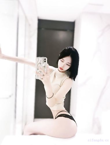 韩国极品女团热舞网红釜山美元【曾伊mllnjx】热舞自慰福利