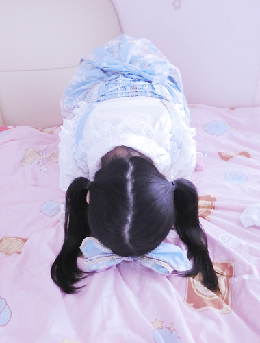 清纯双马尾人形小母狗『工口小妖精』福利私拍-梦幻小裙叽