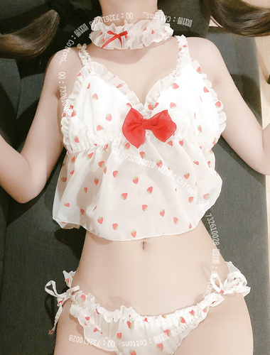 NO.129 Masu Suyo 2020‎.05‎‎.18 Super cute na strawberry suspender skirt