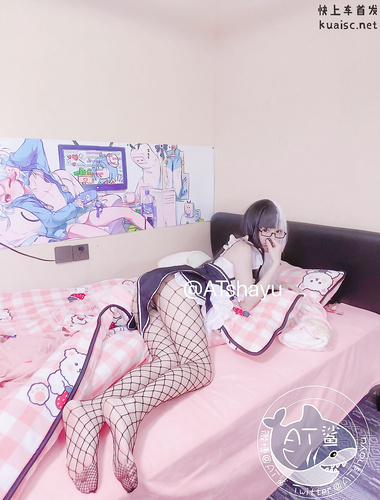 ATシャーク– NO.023 網タイツ