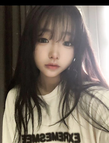 大神社交软体【网调加约炮】长安小姐姐当天早上加当晚奔现没洗澡味道太大直介面爆射嘴里