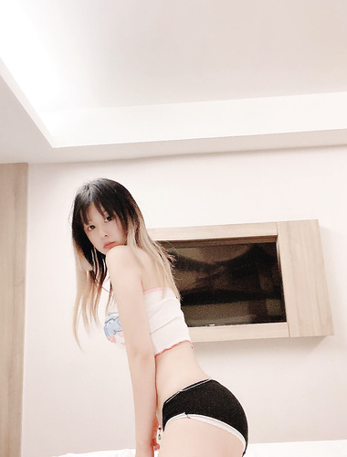 Selfie pelajar perempuan Twitter terkemuka, payudara ini benar-benar besar, muka tinggi dan figuranya sangat tinggi, ia adalah yang terbaik di dunia