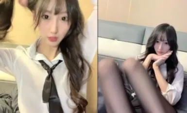 The most beautiful goddess in the whole network, [0 Gollum 0], sky-high charge room, make you hard from head to tail, extreme fairy