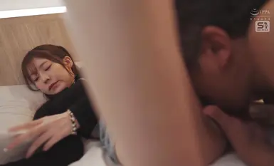 [モザイク破壊][中字] SONE-591 「ま●こ貸すから後は適当で～…よろ。」反応悪い無気力ダウナー系J○を円光オジサンは発情させたい 楓ふうあ