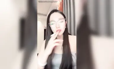 【萝莉叭嗦】极品美乳道具狂插自慰白浆直流超级骚(20)