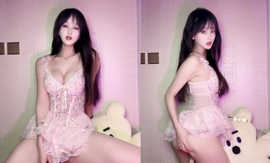 花椒美女【恩熙】诱惑掰B自慰(1)