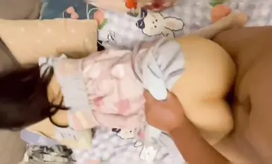 Shanghai xx College bitch Ye xting campus goddess back into the video out