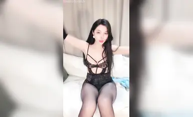 喷水女神~极限诱惑5月新【白熙】美乳白虎粉穴~红唇深喉~自慰疯狂~淫水如喷泉(13)