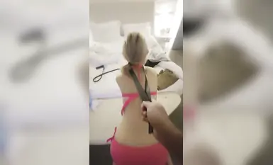 Nữ sinh viên đại học tóc vàng siêu mềm mại, bị một người đàn ông tóc vàng quan hệ trên ghế sofa mà không có bao cao su trong khách sạn. Cô gái có bộ phận sinh dục hồng hào và mềm mại tuyệt đẹp, đơn giản là tuyệt nhất. Căn hộ này thực sự hiếm có và tuyệt vời