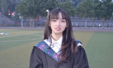 The female college student who just graduated can't wait to get a room with her boyfriend. She was tied up and trained in the hotel without a condom and violently thrust and ejaculated. The posture of the little bitch was clearly visible