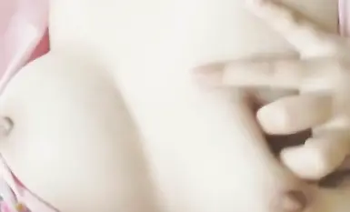 Pure and cute sweet girl "Xia Xiaohan" welfare collection_pure body_lustful soul_all kinds of contrasting behaviors on the bus_pure white moonlight is so coquettish (2)