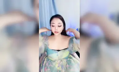 Newcomer! School beauty goes to the adult entertainment industry! So pretty and sexy [Crescent Moon] Props are inserted wildly! Crazy masturbation (2)