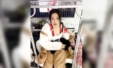 Beautiful girl with high appearance, white tender big tits, little Loli, pure and attractive, masturbating in dog cage, extreme contrast, bitch (8)