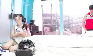 SDMM-201 Thoát khỏi Gương thần! 7 Tập đặc biệt hỗ trợ những người 18 tuổi không biết sự khác biệt giữa THÍCH và YÊU! Nếu họ không quan hệ tình dục trong thời hạn 100 phút, họ không thể thoát ra. Điều gì sẽ xảy ra khi hai người đang trong một mối quan hệ không bao giờ nên làm bị nhốt trong Gương thần? Liệu họ có quan hệ tình dục bị cấm không?