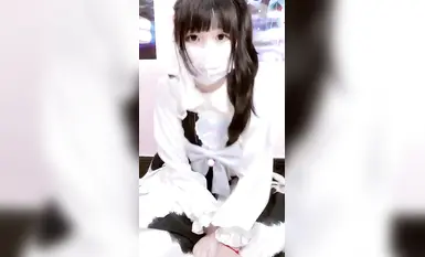 莉莉酱露脸高颜值福利姬自慰插穴